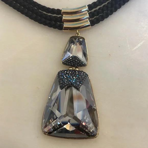 Swarovski large Crystal on rope pendant - Picture 5 of 13
